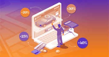 Una persona che sta configurando al PC l'automobile che vuole acquistare online