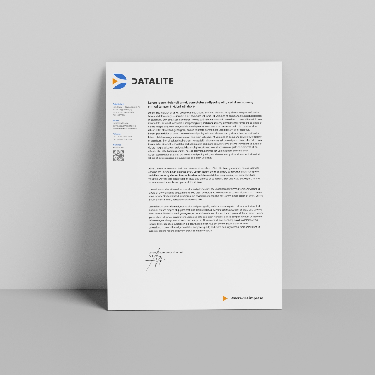 Foglio contenente il logo di Datalite, un testo e una firma.
