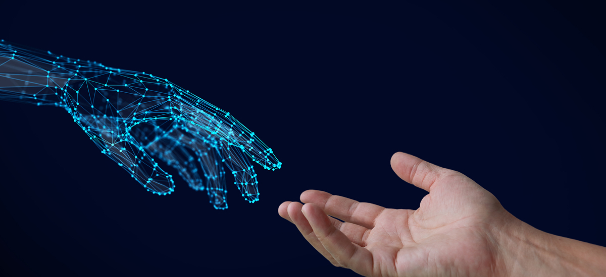Una mano digitale che tocca una mano umana